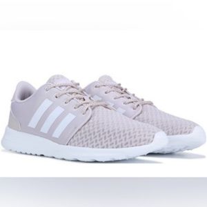 adidas Essentials Cloadfoam QT Racer Sneaker